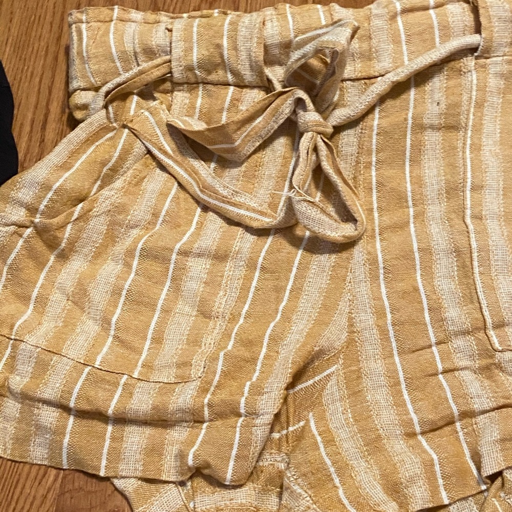 yellow and white stripped flowy shorts